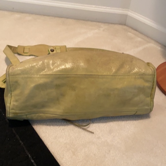 Besso City Fringe Bag - Picture 7 of 13